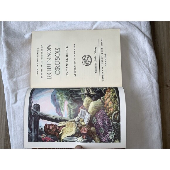 The Life and Strange Surprising Adventures of Robinson Crusoe 1946 Book w/Cover! - Picture 6 of 11
